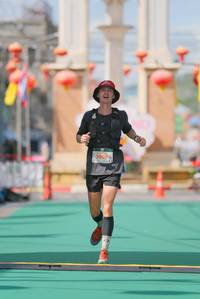 BIB: 5008
                            <button type="button" onclick="openModal(21762473)" class="btn btn-primary btn-sm float-right btn-popup" data-toggle="modal" data-target=".modal-high-quality">
                        <i class="fas fa-shopping-cart"></i> Add to Cart
                    </button>
                                            <button type="button" onclick="isThisMe(21762473, true)" class="btn btn-success btn-sm float-right btn-popup btn-isme hidden" data-toggle="tooltip" data-placement="bottom" title="นี่คือรูปของคุณใช่ไหม คลิกที่นี่เพื่อเอาเข้าอัลบั้ม">
                        <i class="fas fa-plus"></i> Add to album
                    </button>
                    <button type="button" onclick="isThisMe(21762473, false)" class="btn btn-warning btn-sm float-right btn-popup btn-isnotme hidden">
                        <i class="fas fa-ban"></i> Remove from album
                    </button>